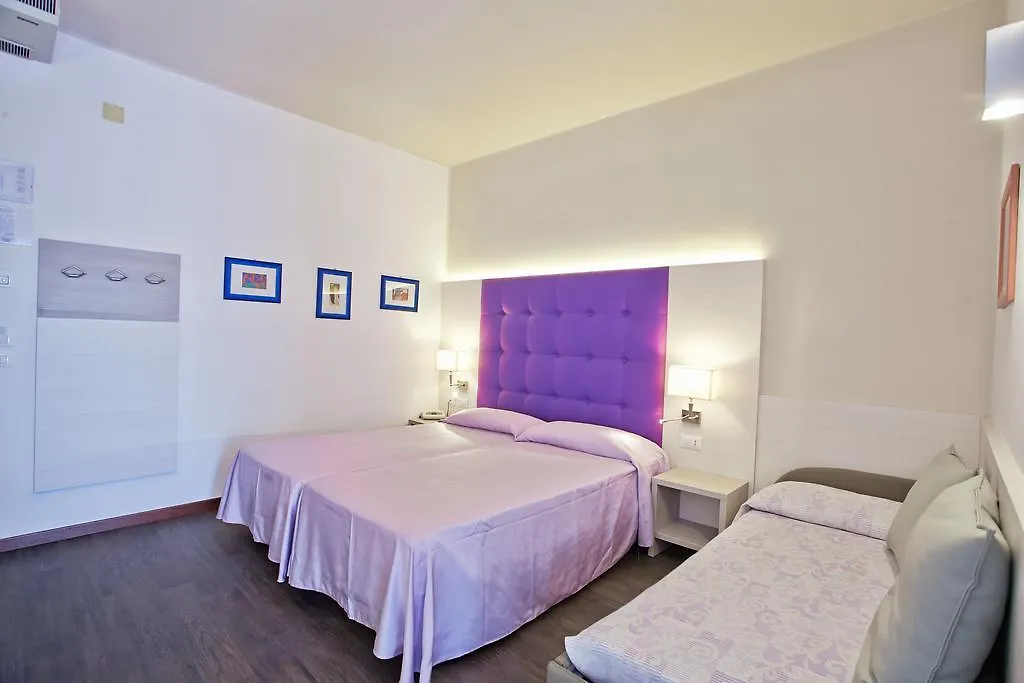 Hotel Sara Caorle 3*,  Italy