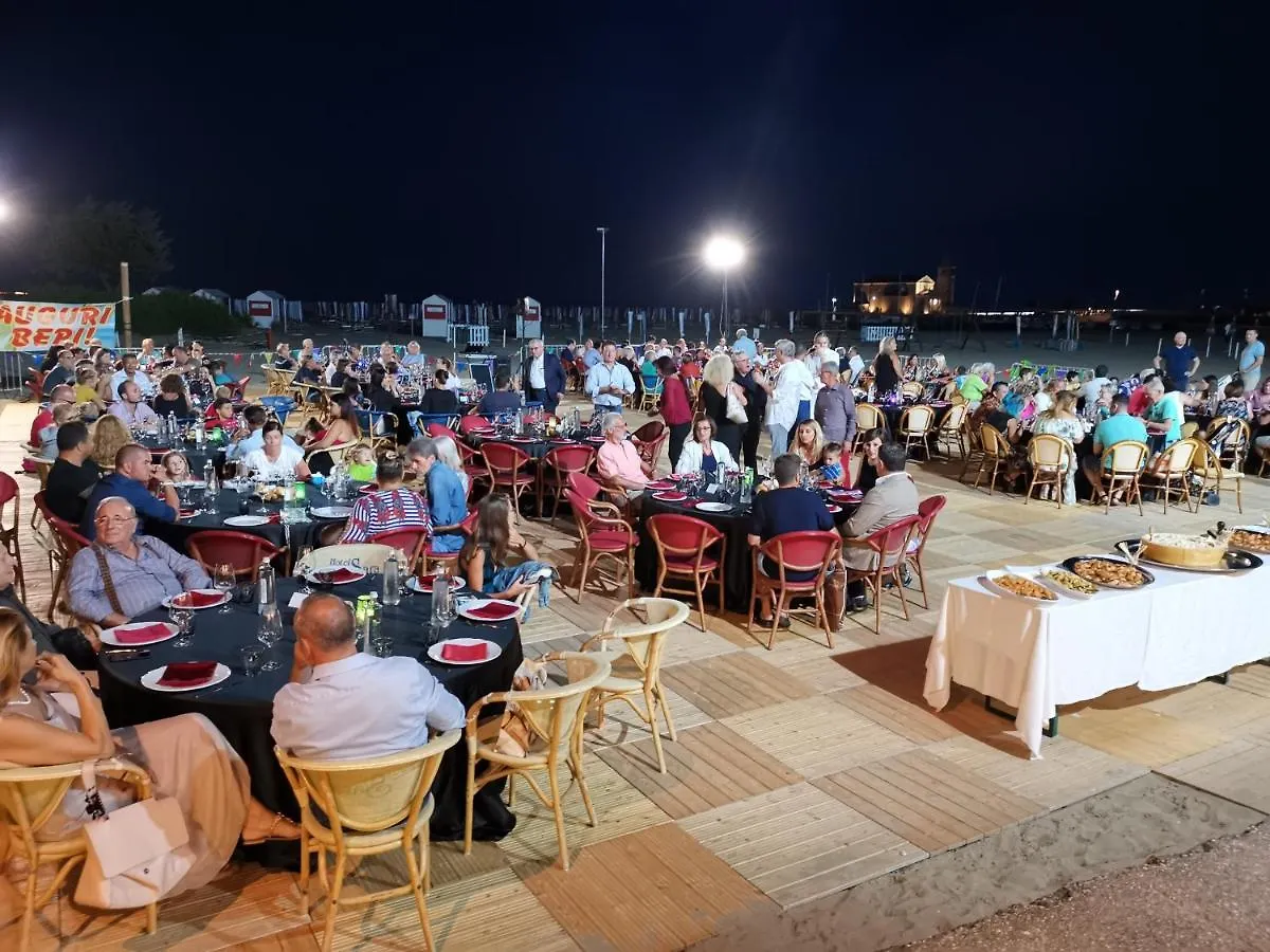 Hotel Sara Caorle 3*,  Italy